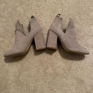 Steve Madden Suede Booties